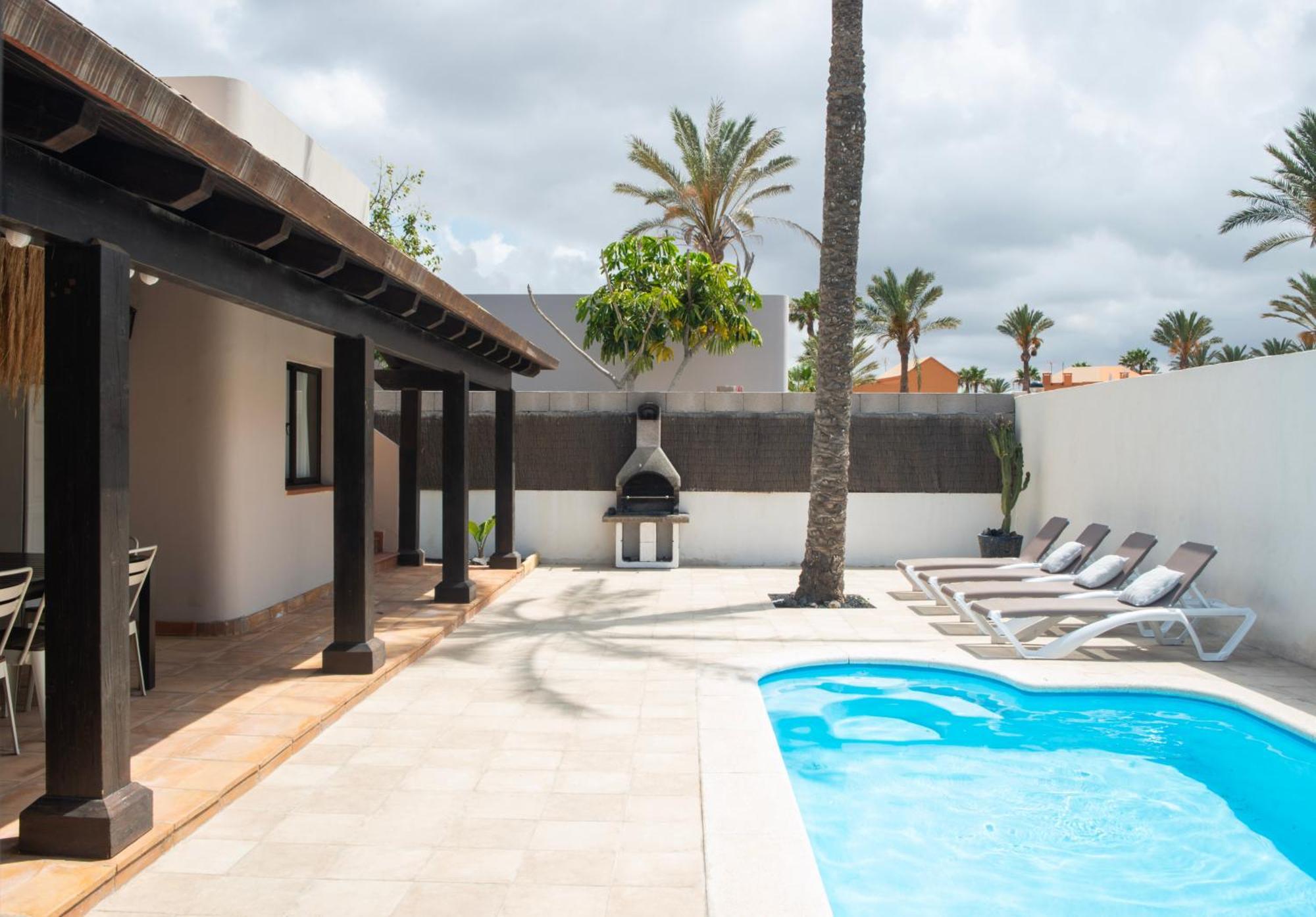 House Boho Palm With Private Heated Pool And Garden, 3 Bedrooms, Wi-Fi コラレホ エクステリア 写真